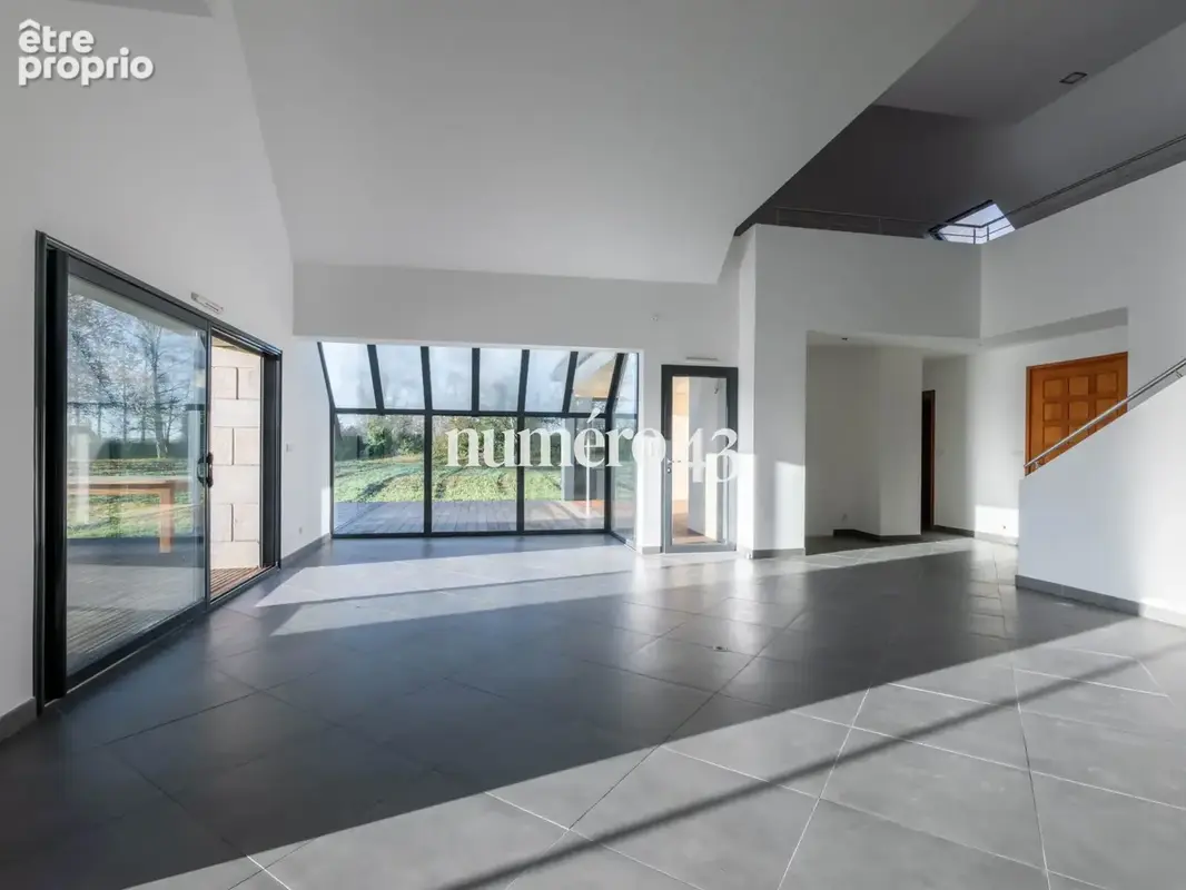 Maison 330 m² à Binic  - photo 9