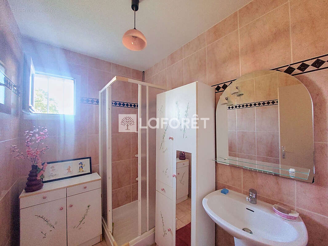 Maison Ambon 5 pièce(s) 96 m2 - photo 13