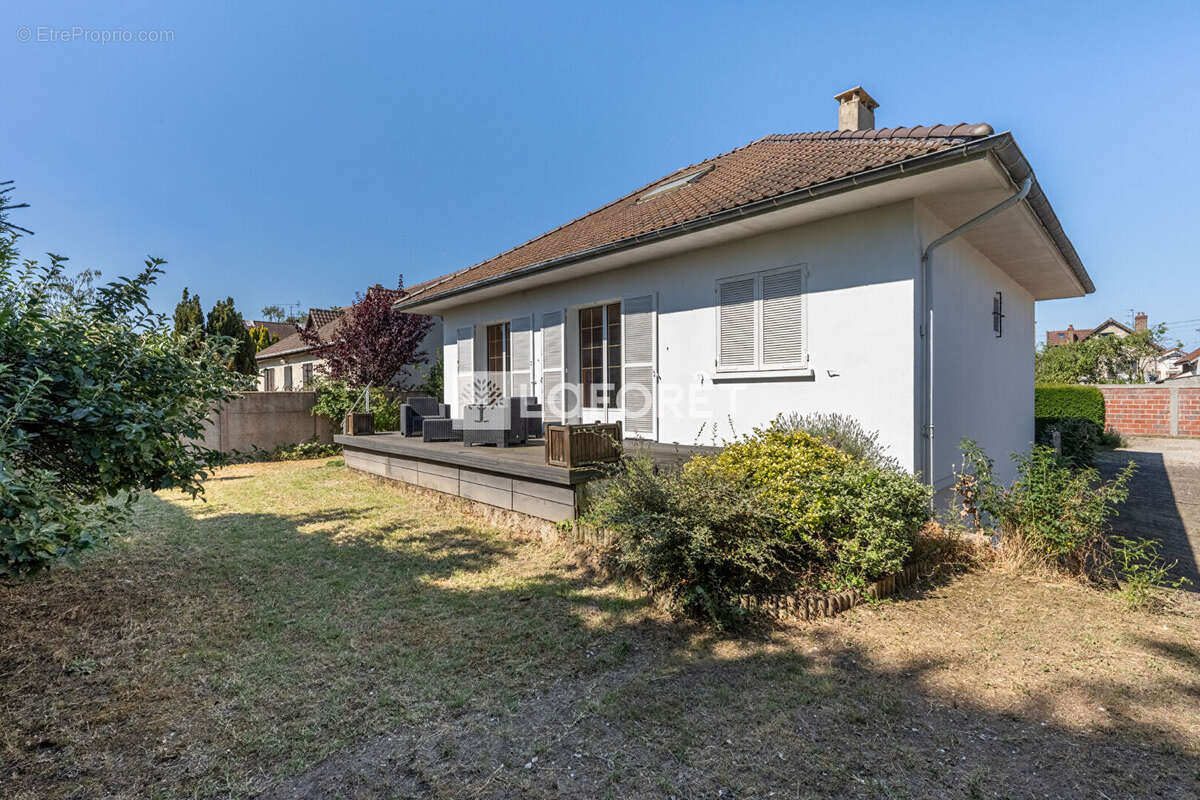 Maison Conflans Sainte Honorine 4 pièce(s) 101 m2 - photo 2