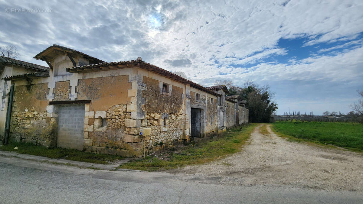 Maison à LUGON-ET-L&#039;ILE-DU-CARNAY