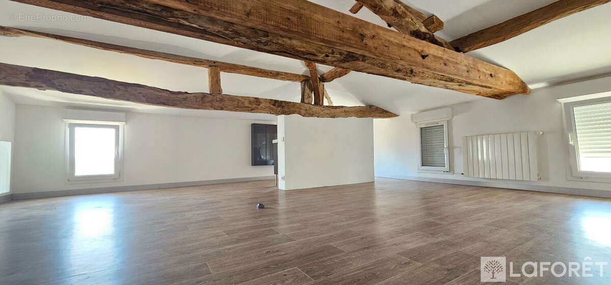 Maison à SAINTES