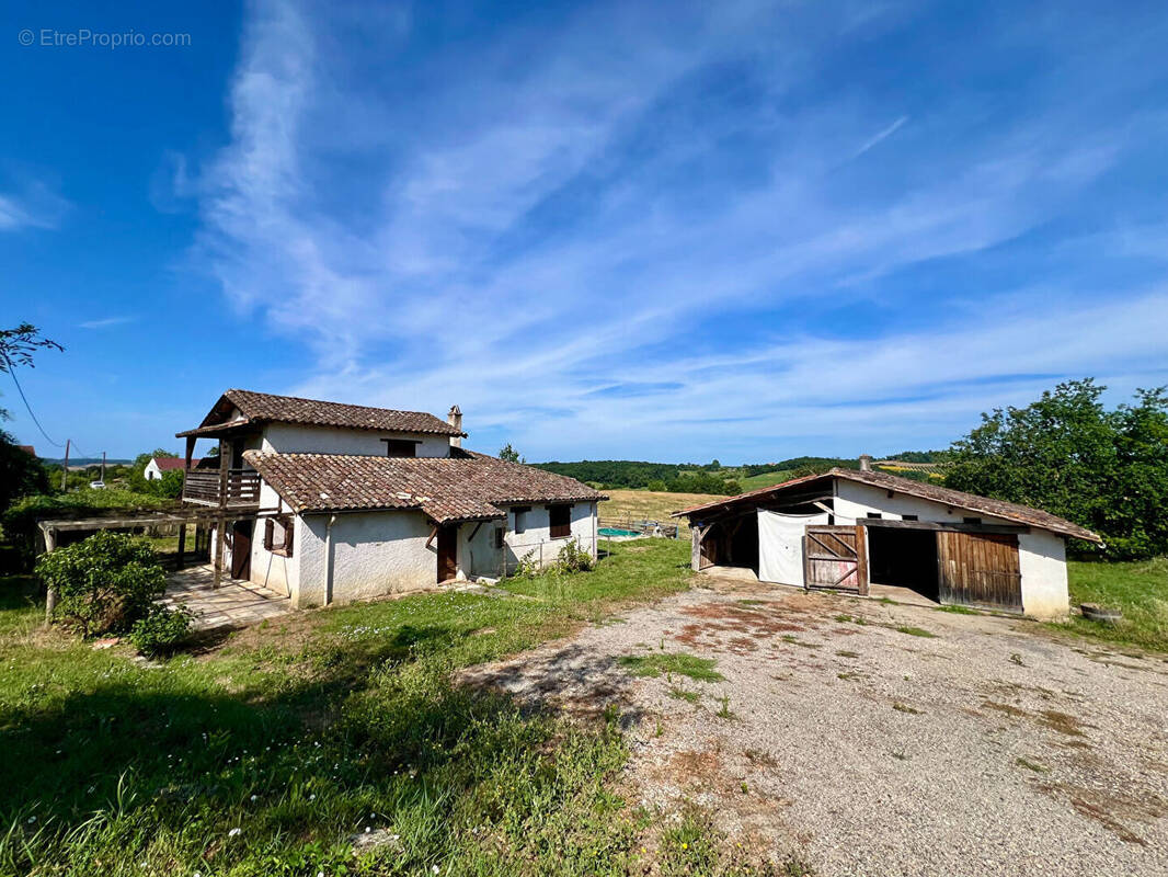 Maison à MONCLAR
