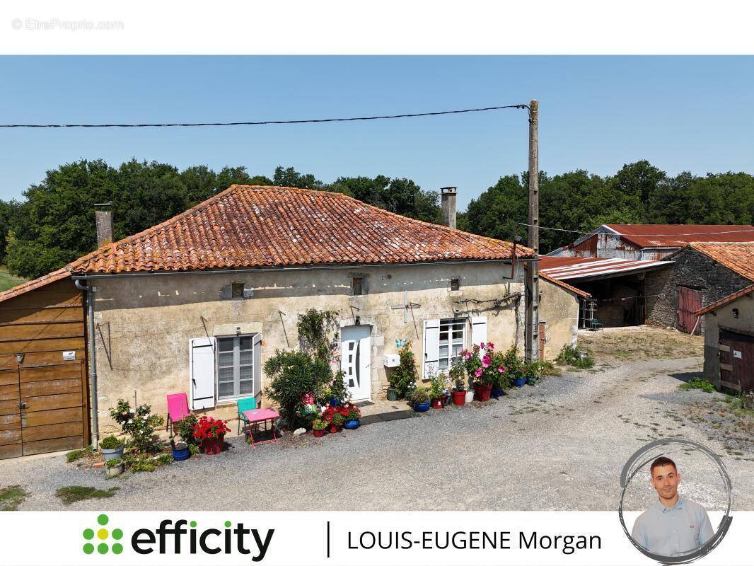 Maison à CHARROUX