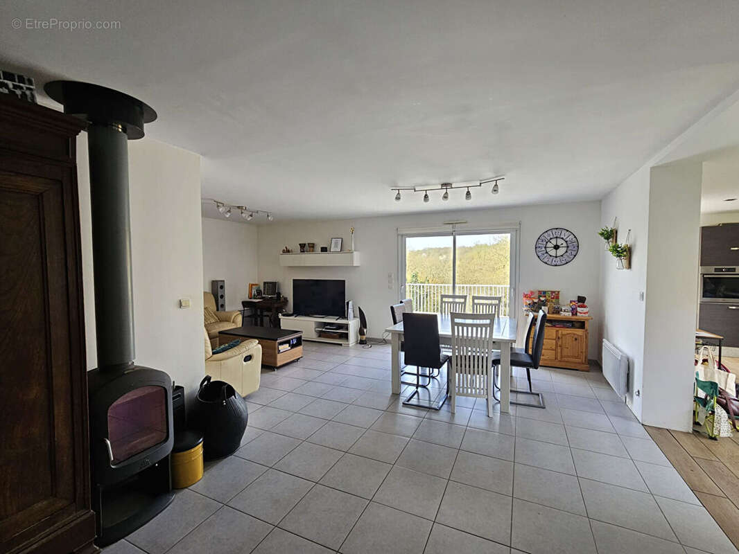 Maison à CORCOUE-SUR-LOGNE