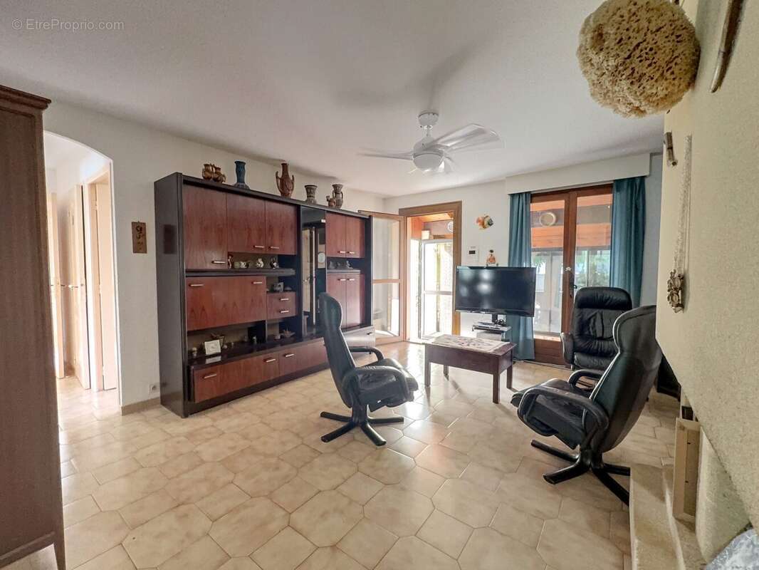 Maison 107 m² à Narbonne  - photo 2