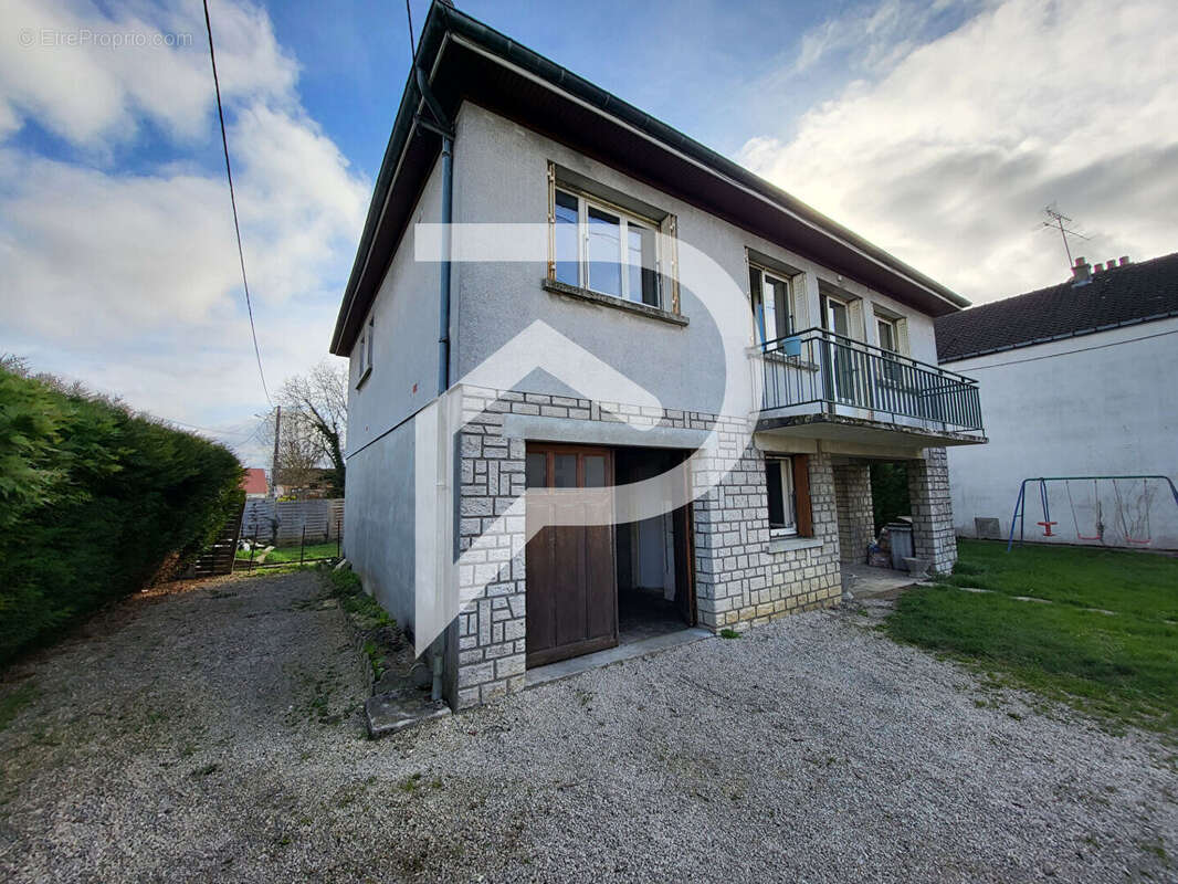 Maison à BRIENNE-LE-CHATEAU