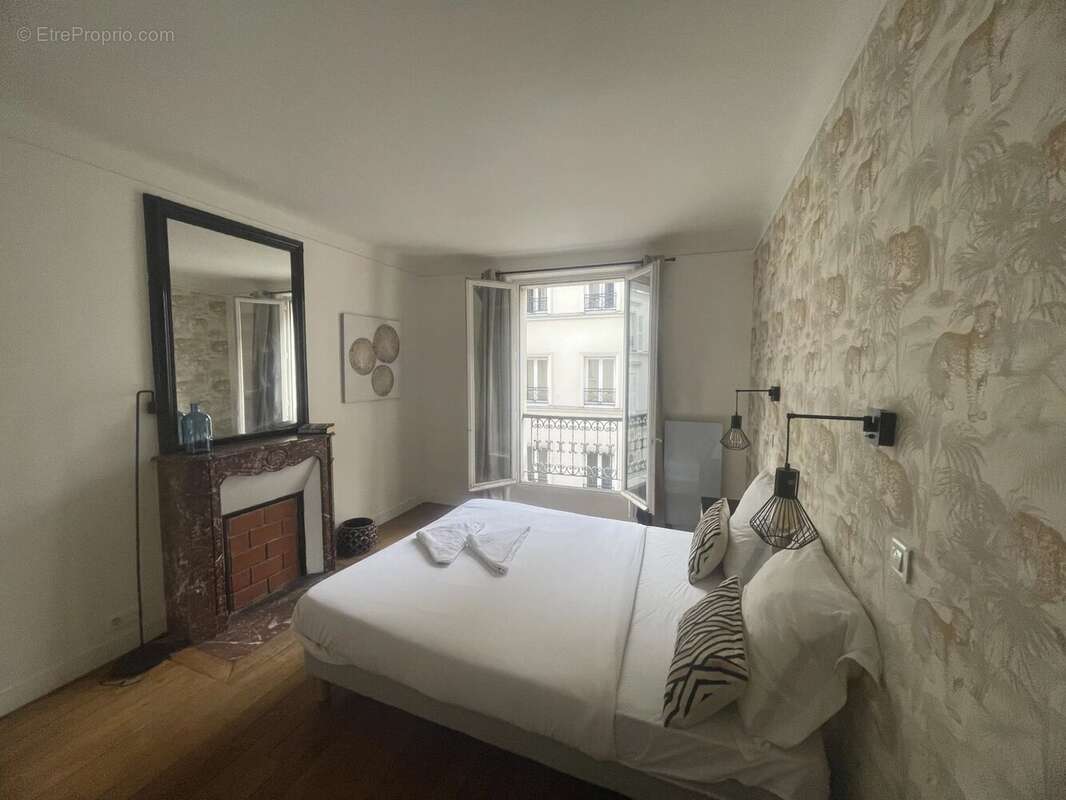 Appartement à PARIS-18E