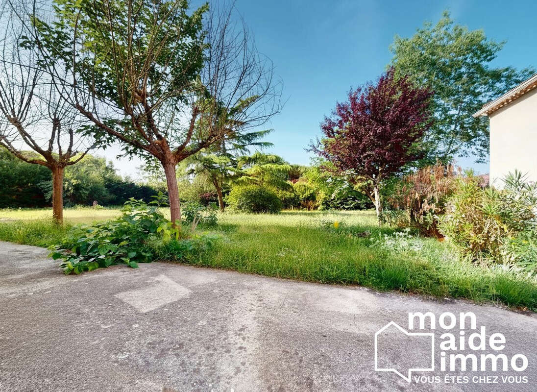 Maison 80 m² à Saint-Caprais-De-Bordeaux  - photo 9
