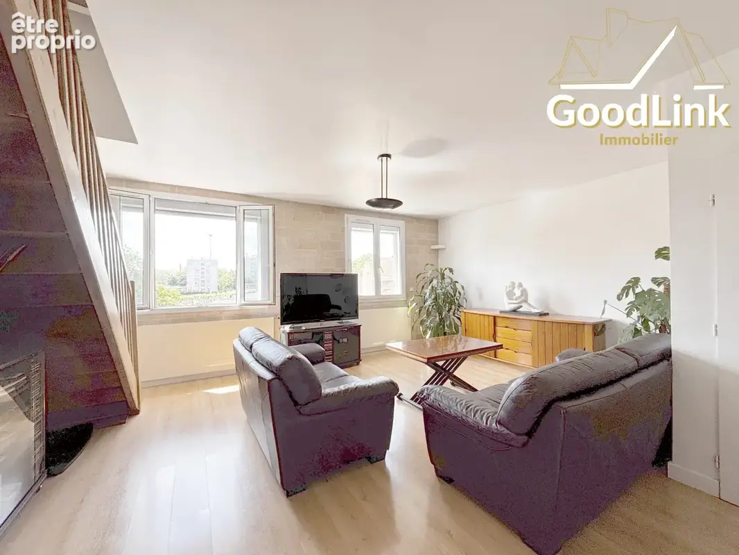 Appartement à AUBERVILLIERS