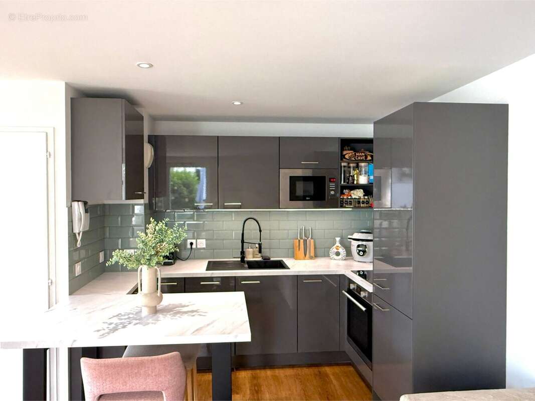 Appartement 44 m² à La Rochelle  - photo 4