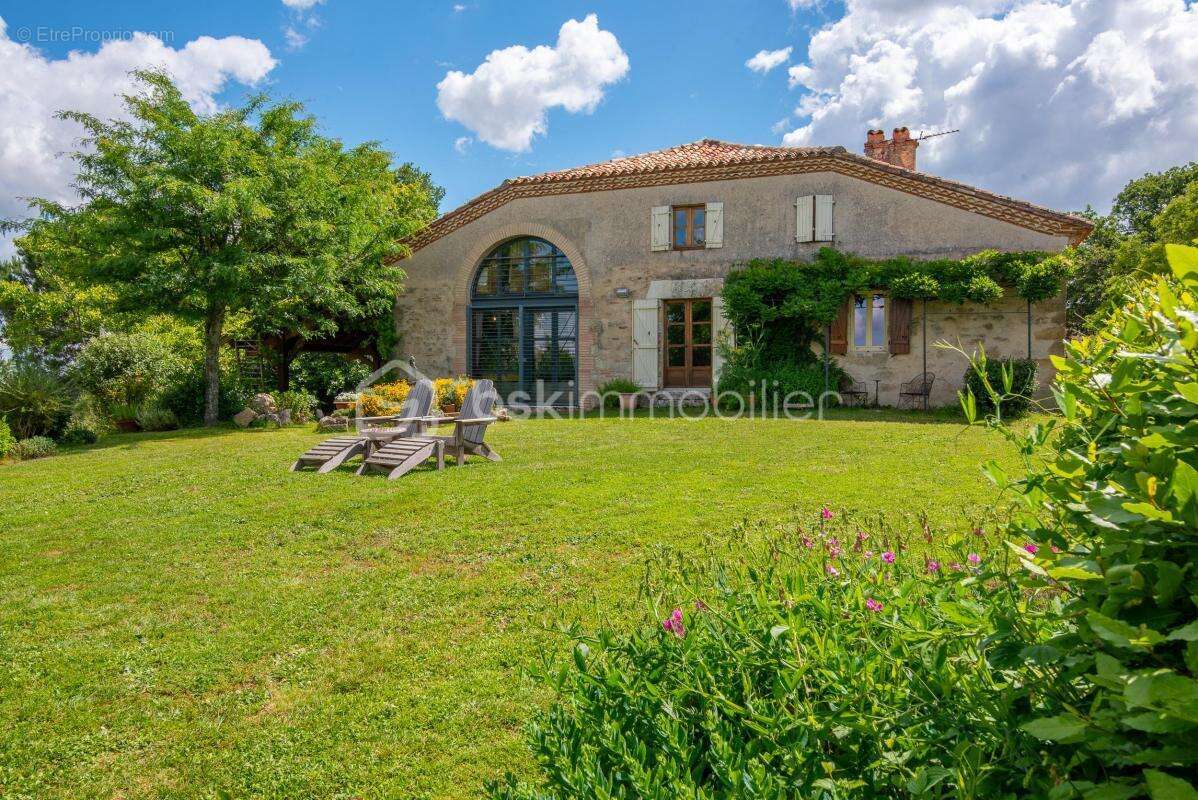 Maison à AUVILLAR