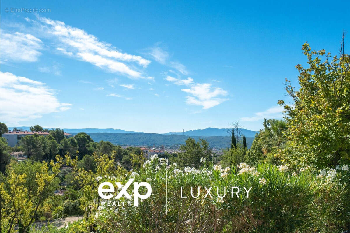 Appartement à AIX-EN-PROVENCE