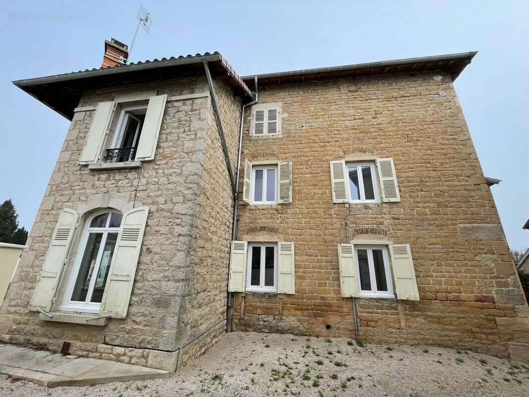 Maison à SAINT-DIDIER-SUR-CHALARONNE