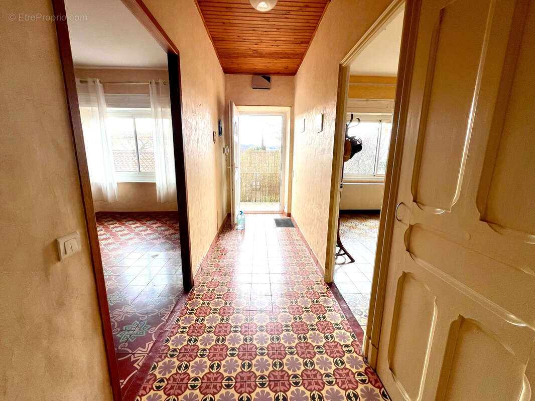 Maison à SAINT-LAURENT-DE-LA-CABRERISSE