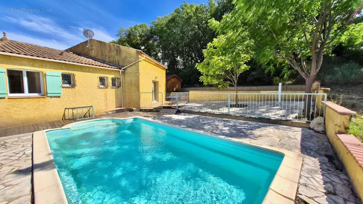Maison lumineuse de 4 chambres avec grand jardin, piscine et vues dégagées près de Pézenas - photo 8
