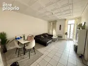 Appartement à MARSEILLE-3E