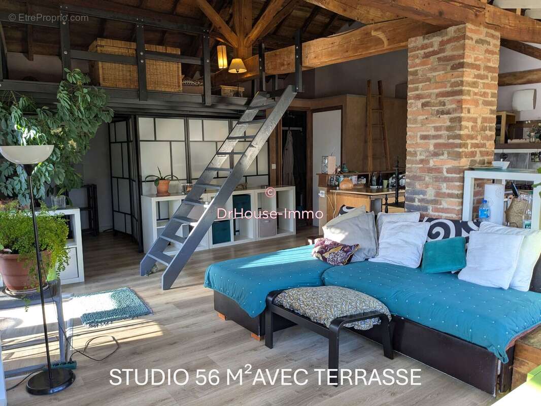 Maison à PERRIER