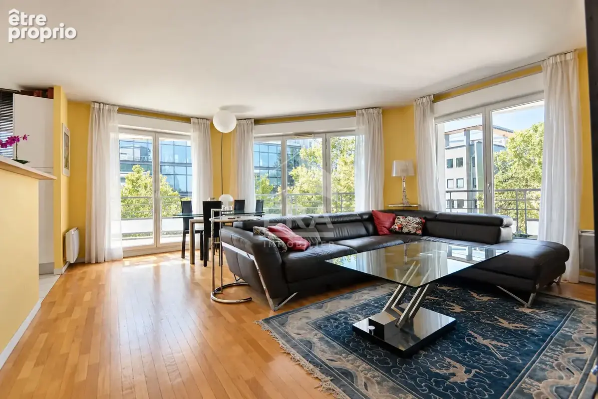Appartement à ISSY-LES-MOULINEAUX