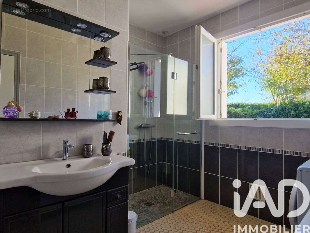 Photo 6 - Maison à POITIERS