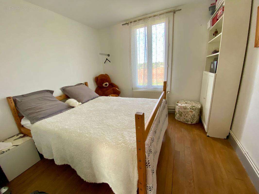 Maison à SAINTE-ALVERE