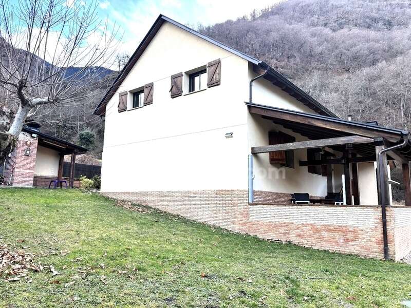 Maison à SAINT-BEAT