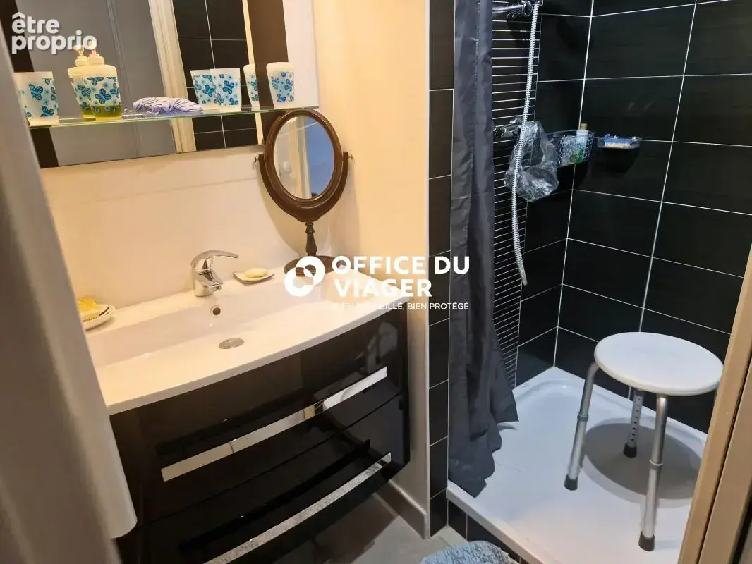 Appartement - 4 pièces - 92,5 m² - photo 10