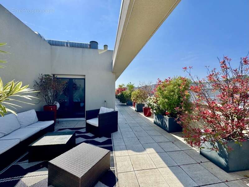 Appartement à SURESNES