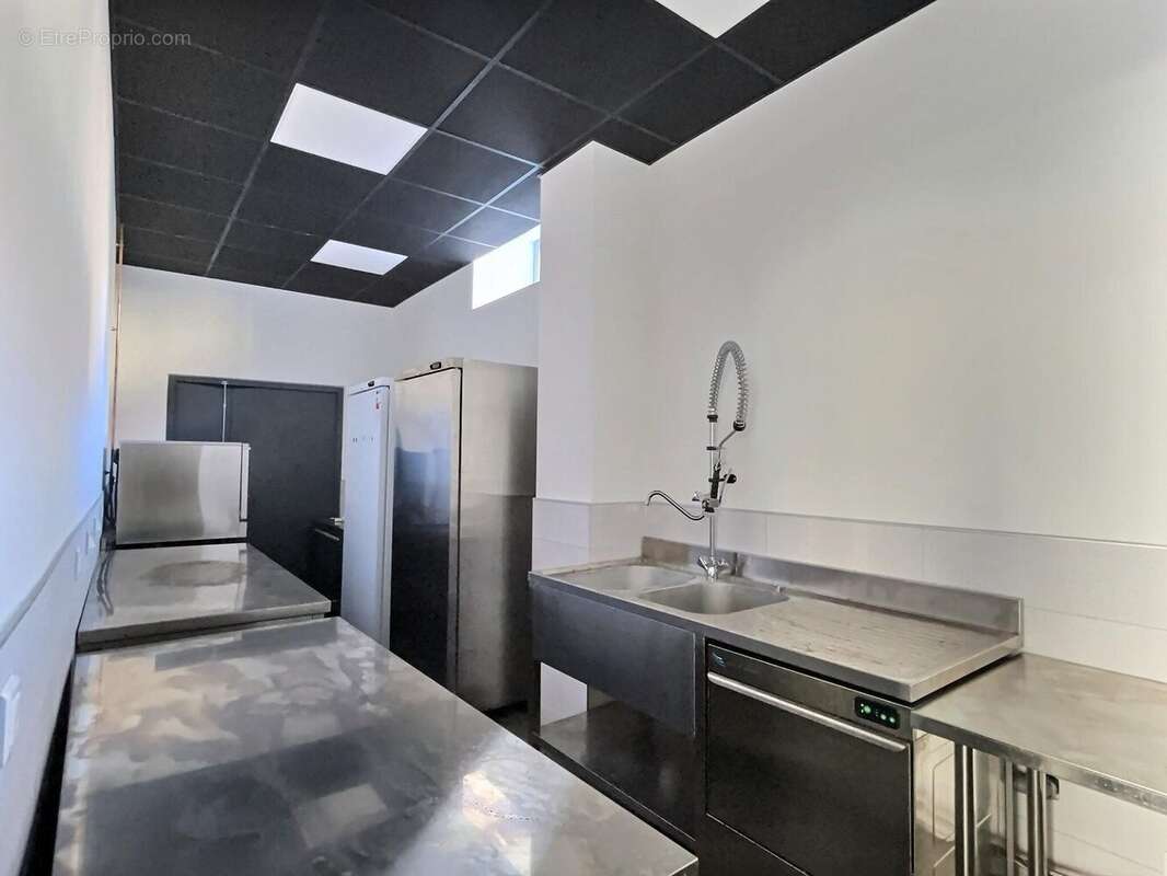 Commerce 340 m² à Stiring-Wendel  - photo 5
