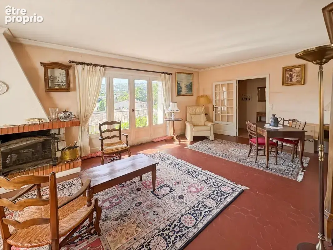 SAINT-PÉRAY – Grande maison familiale de 168 m² avec terrain d’environ 1 000 m² - photo 15