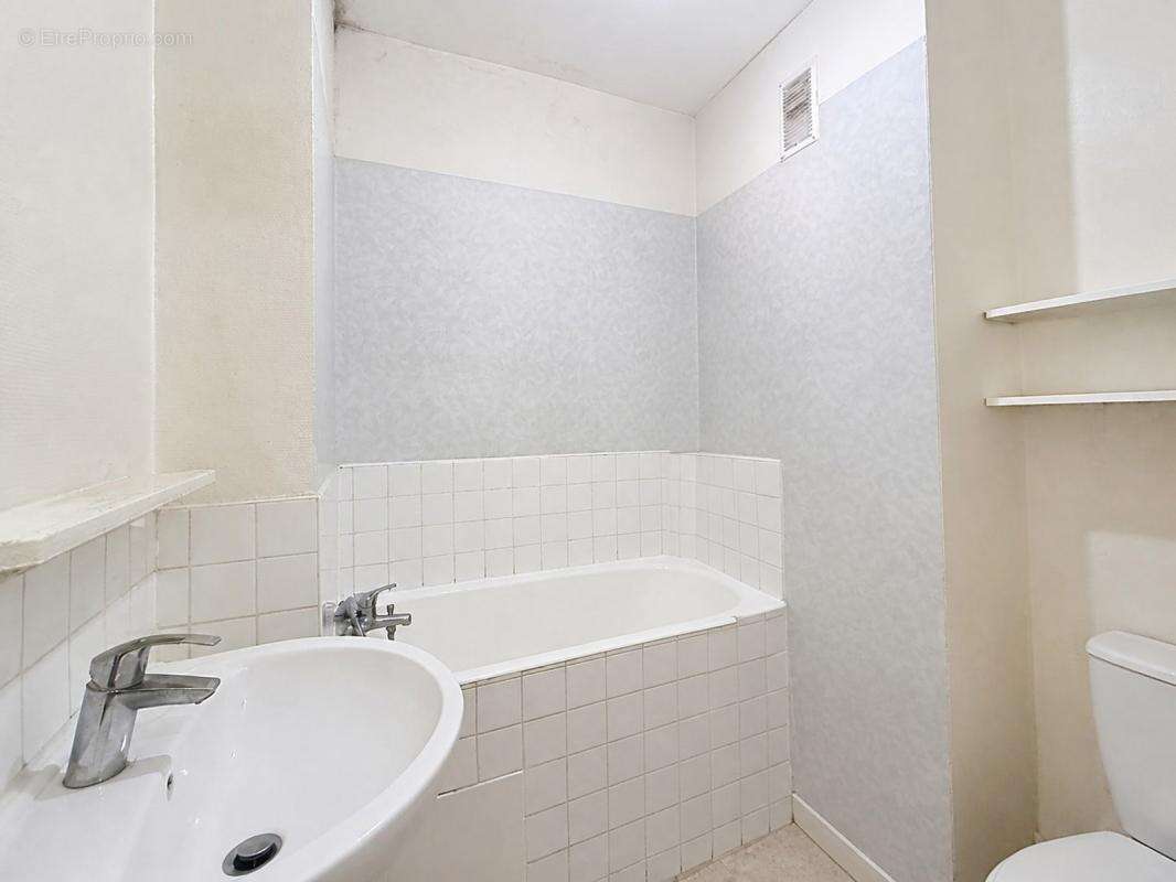 Appartement avec balcon et parking vendu loué - photo 9