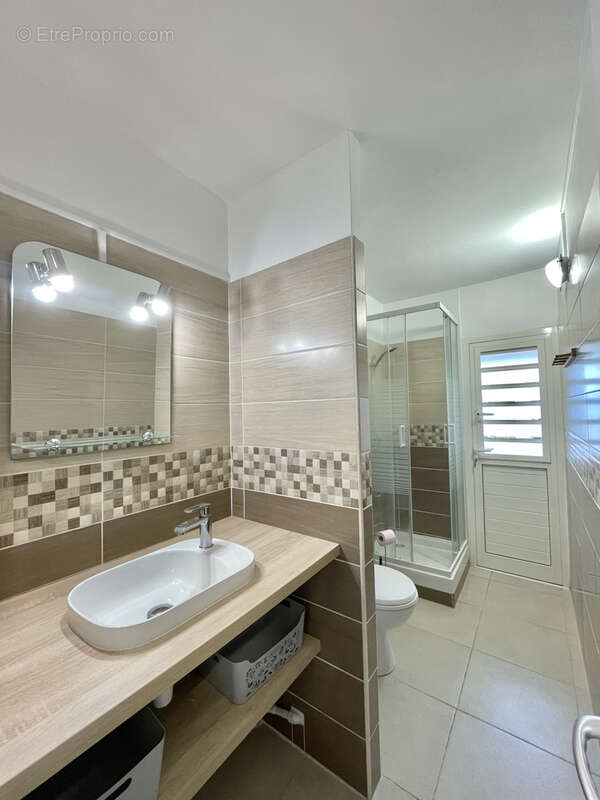 Appartement à POINTE-A-PITRE
