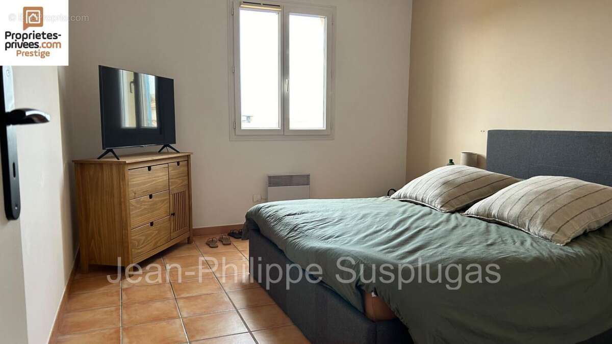 Maison à SAINT-CYR-SUR-MER