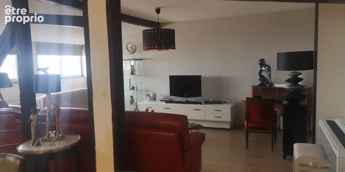 Appartement de 185 m² 3 chambres cave stationnement à vendre à RONCOURT - photo 9