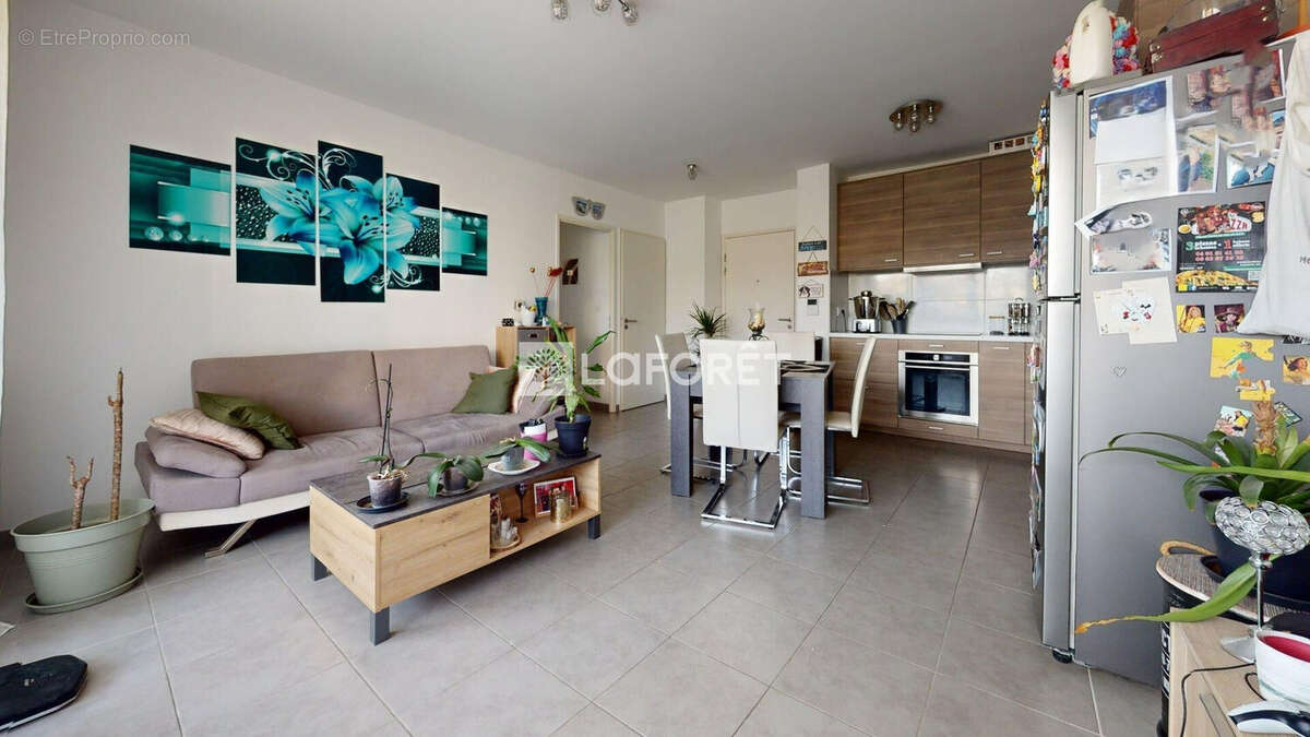 Appartement à MARSEILLE-13E