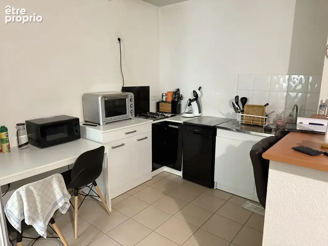 EYSINES BOURG - Appartement T2 (VENDU LOUE) avec parking et garage - photo 3