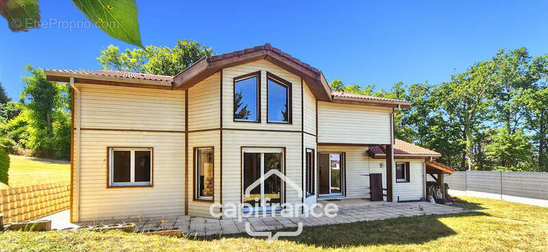 Maison à BELLERIVE-SUR-ALLIER