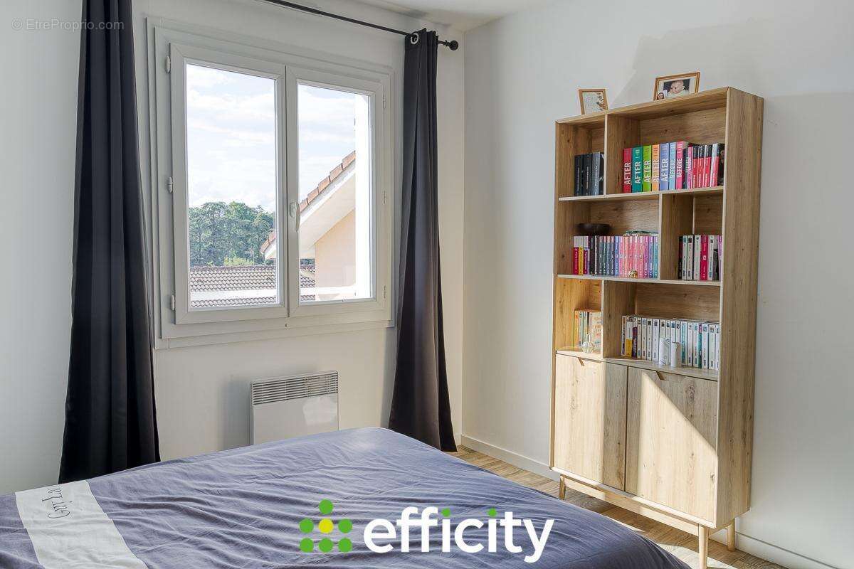 Appartement à ROUSSILLON