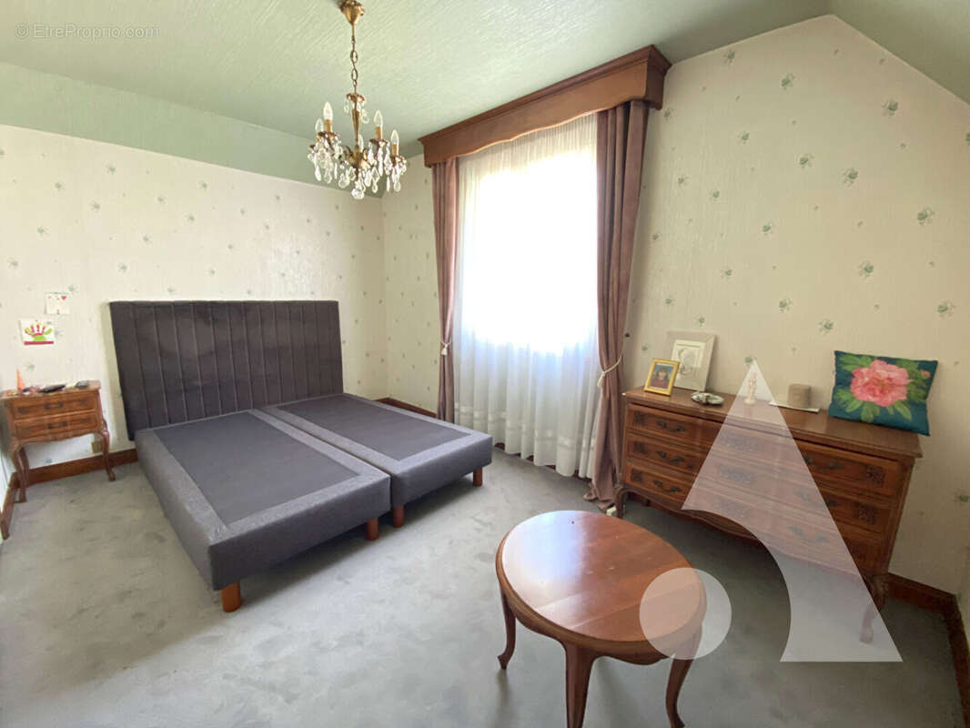 Maison à CREPY-EN-VALOIS