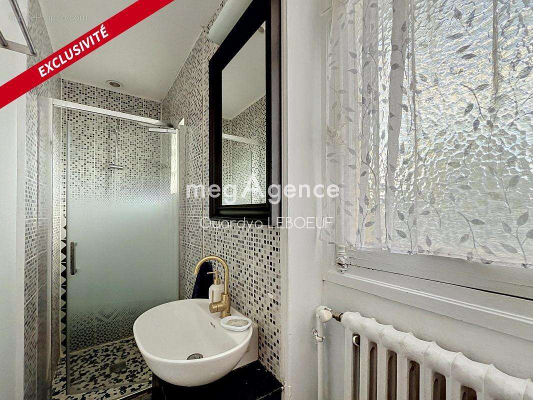 Maison ancienne de charme – 5 chambres, dépendance et jardin - photo 8