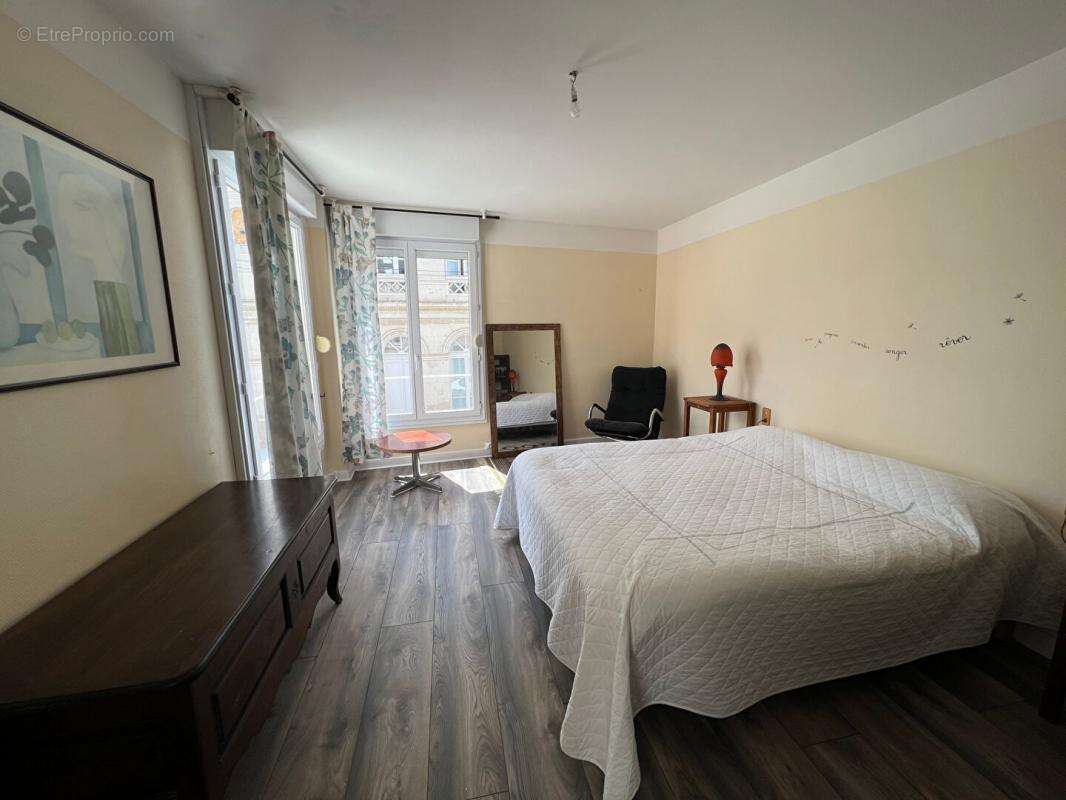 Maison à CHATEAU-DU-LOIR