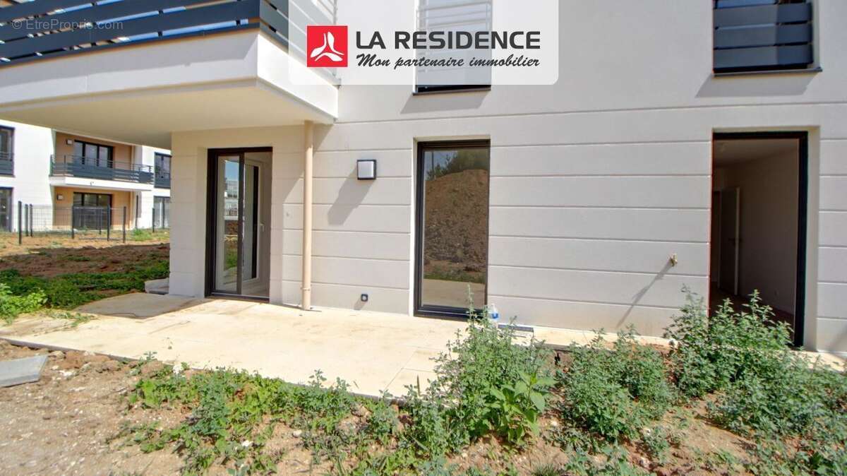 Appartement 67 m² à Les Clayes-Sous-Bois  - photo 7