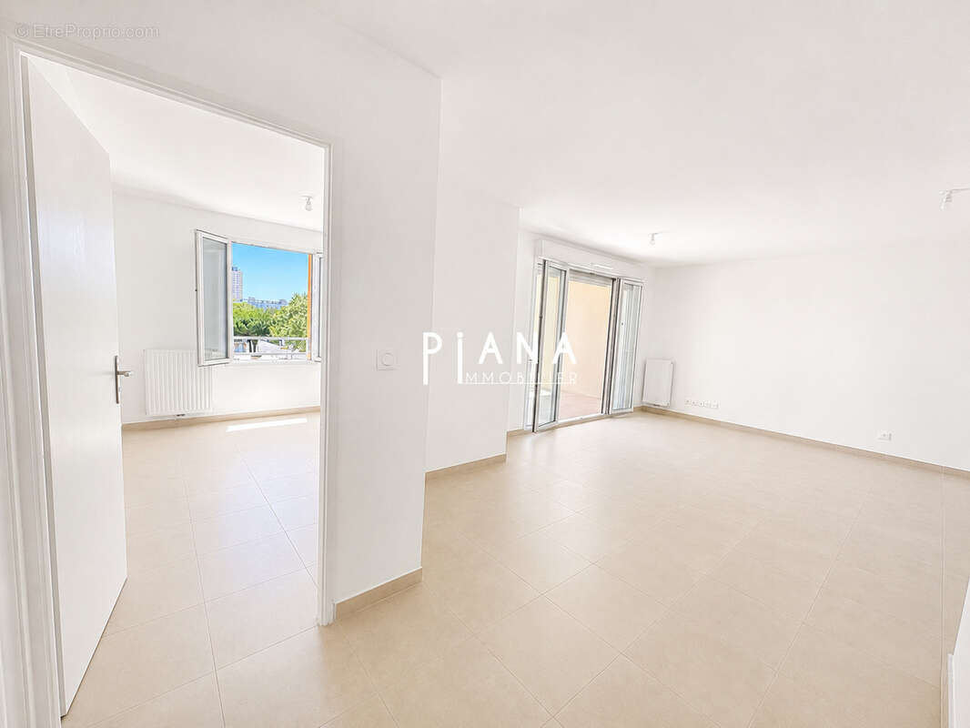 Appartement à PORT-DE-BOUC