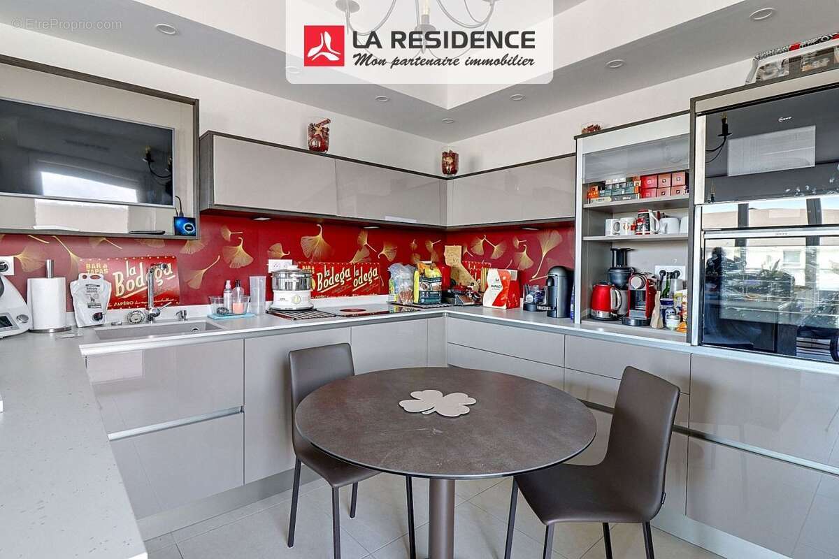 Appartement à CASTELNAU-LE-LEZ