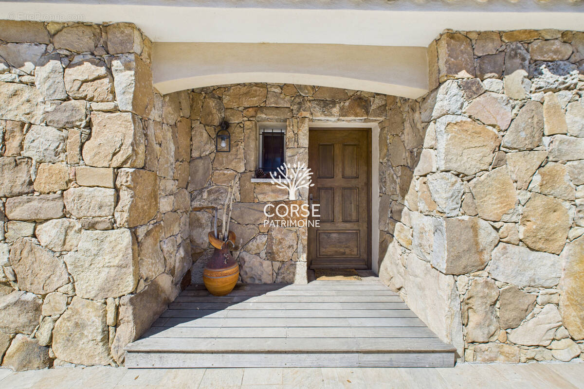 Maison à PORTO-VECCHIO