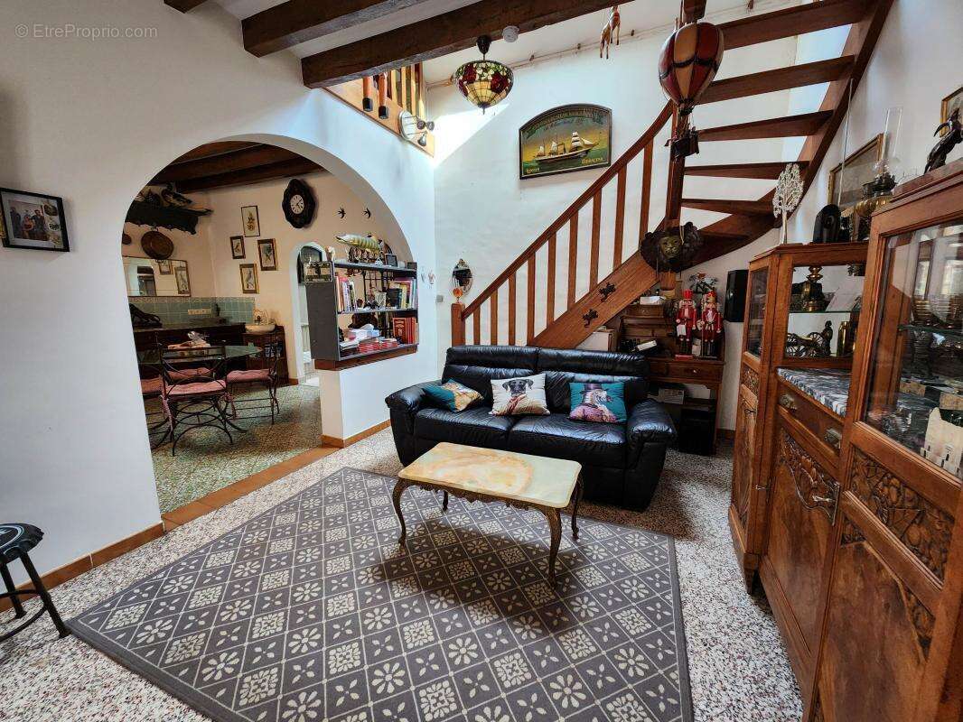 Maison à SAINT-AGIL