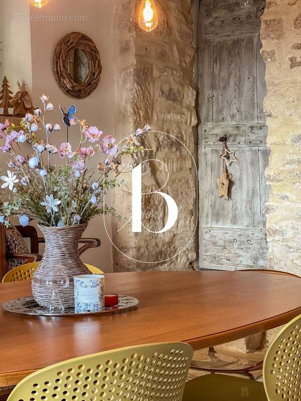 Maison au coeur de village avec vue imprenable - photo 17