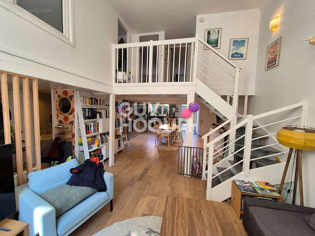 Appartement à OULLINS