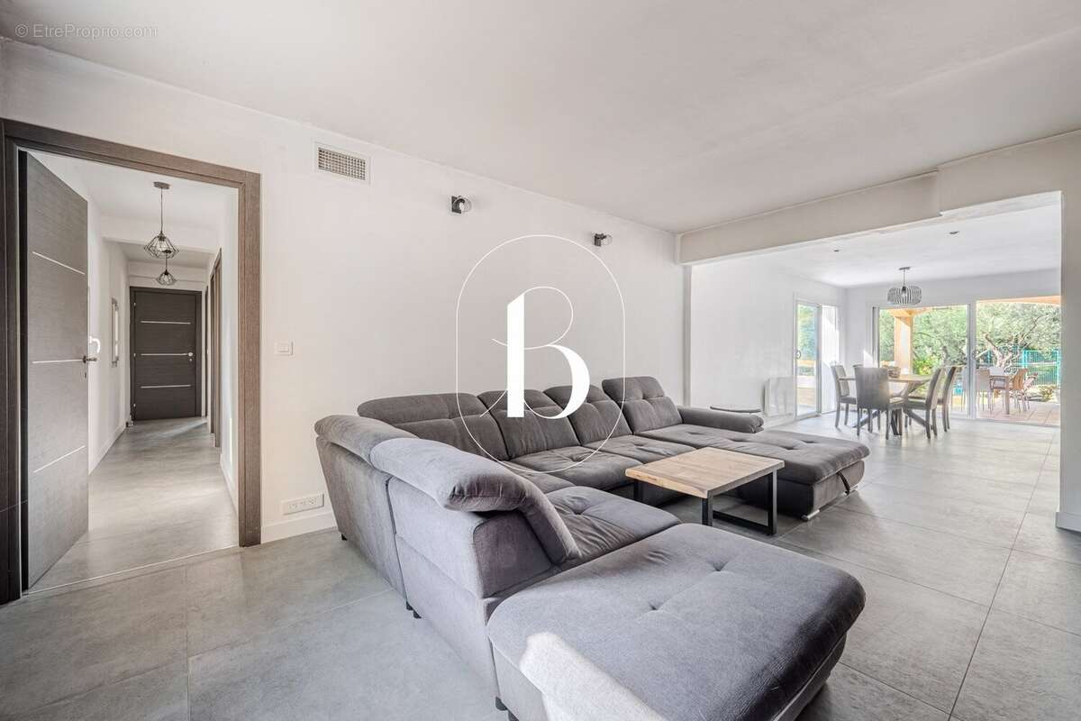 Maison 130 m² à Saint-Michel-D'euzet  - photo 20