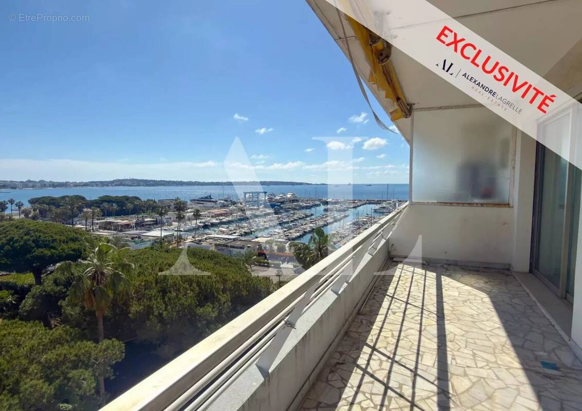 Appartement à VALLAURIS