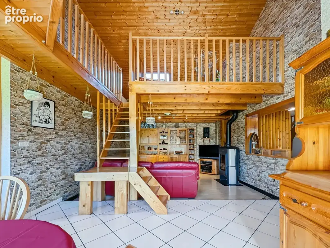 MAISON 6 PIÈCES  de140 M²  et Terrain de 1 200 m²  - En plein coeur de Saint Aubin D'Aubigné - photo 4